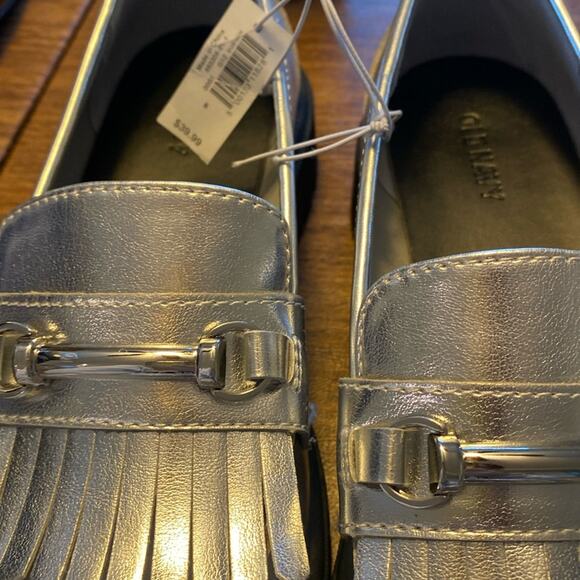 Old Navy silver Faux Leather Chunky Heel Loafers - Picture 7 of 8